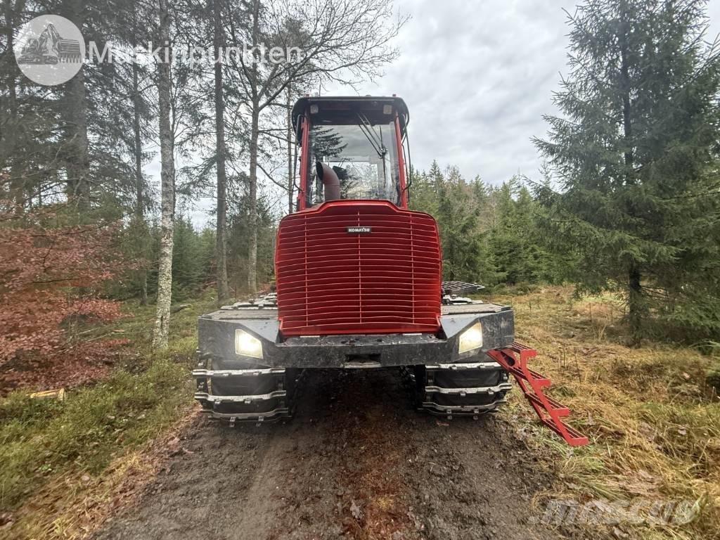 Komatsu 835 Forwarderji