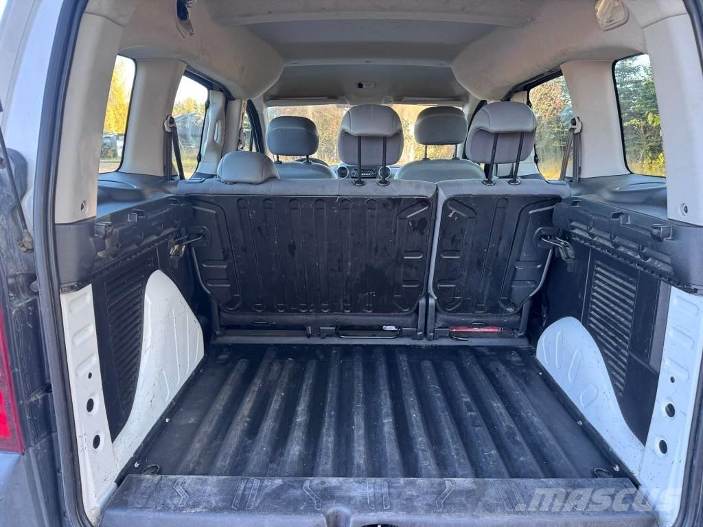 Citroën Berlingo Avtomobili
