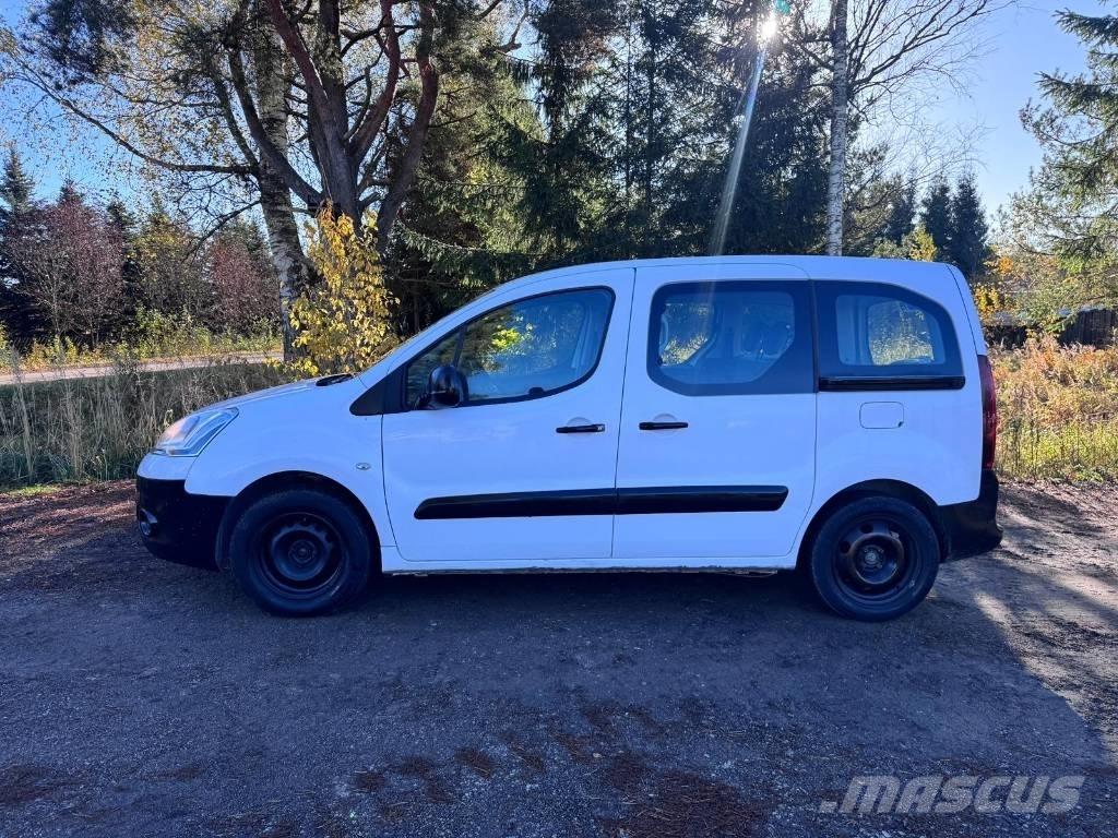 Citroën Berlingo Avtomobili