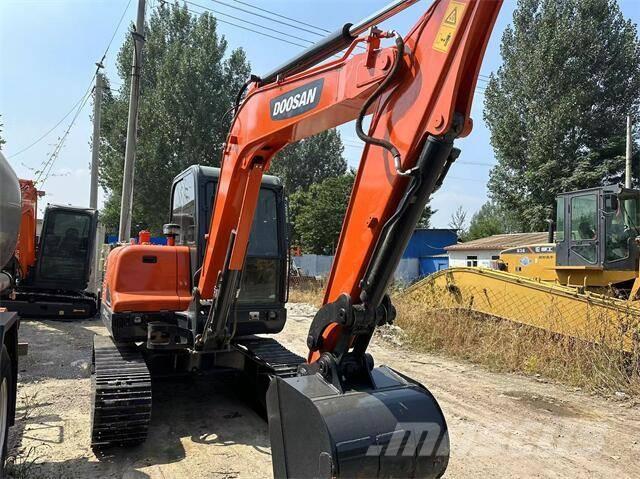 Doosan DX55 Mini bagri <7t