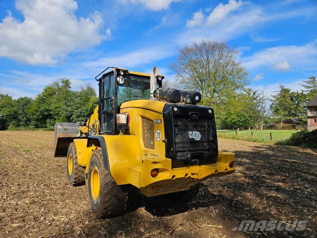 CAT 930 M Kolesni nakladalci