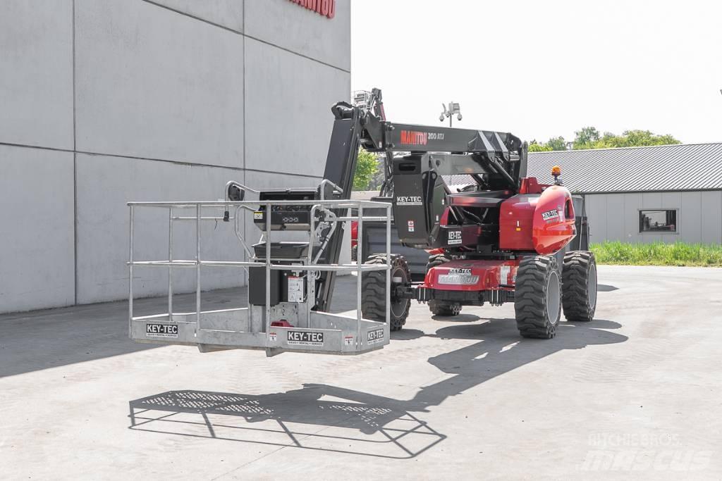 Manitou 200 ATJ Zglobne dvižne ploščadi
