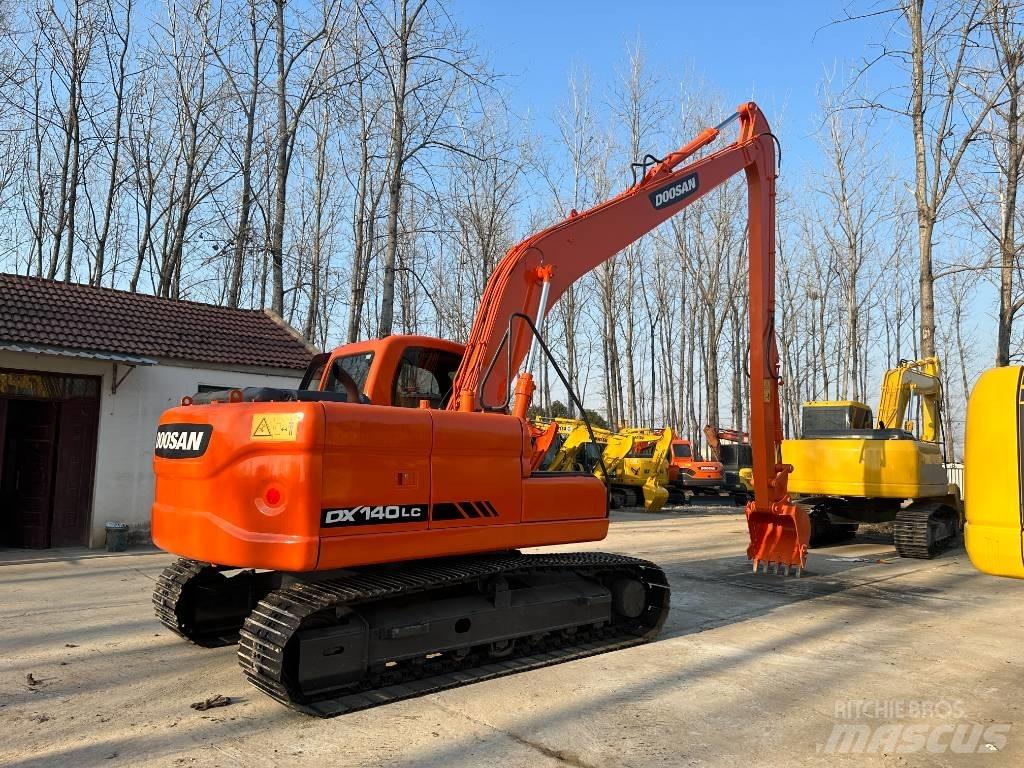 Doosan DX 140 Mini bagri <7t