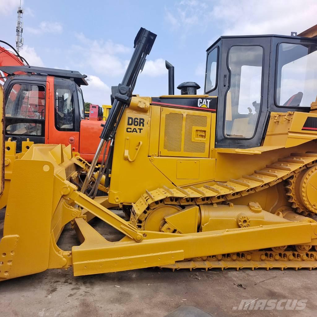 CAT D 6 R Buldožerji goseničarji