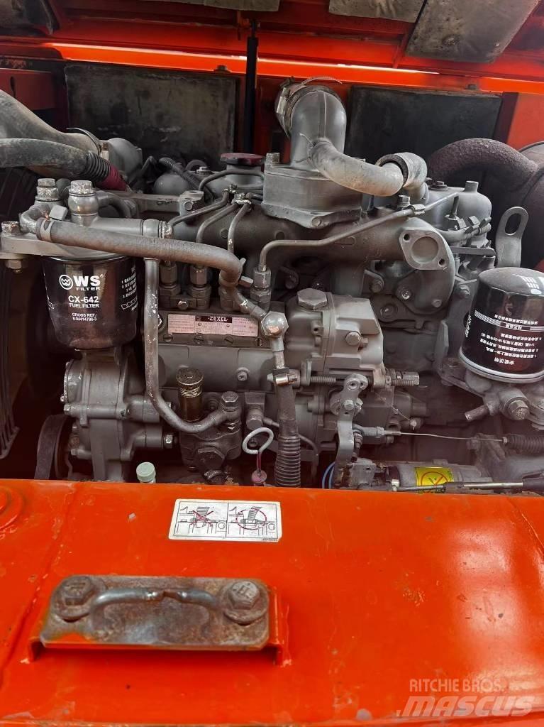 Hitachi ZX 60 Mini bagri <7t