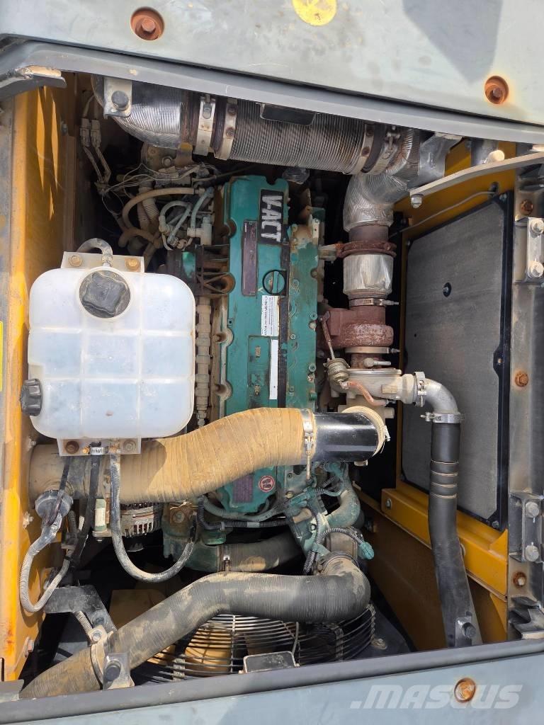 Volvo EC 300 EL Bagri goseničarji