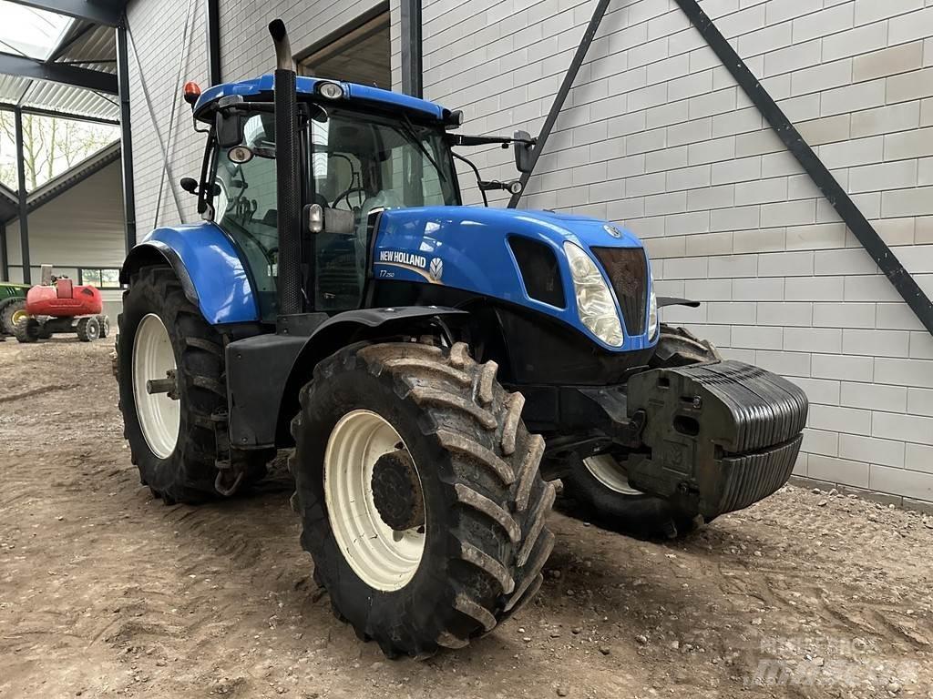 New Holland T7.250 Traktorji