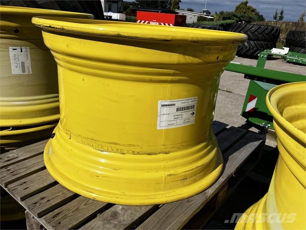 John Deere 20x30 Gume, kolesa in platišča