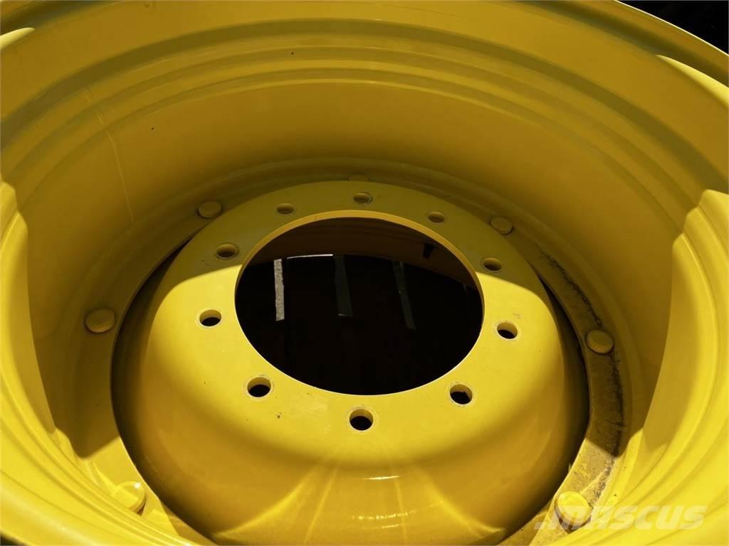 John Deere 20x30 Gume, kolesa in platišča