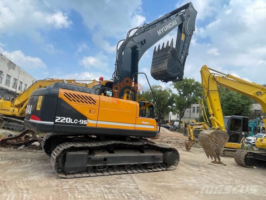 Hyundai Robex 220 Bagri goseničarji