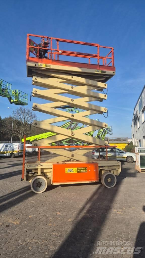 JLG 180-12 Škarjaste dvižne ploščadi