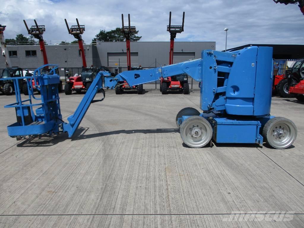 JLG E300AJP (180) Zglobne samohodne dvižne ploščadi