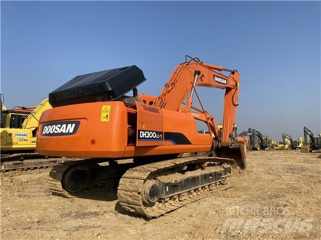Doosan DH300 Bagri goseničarji