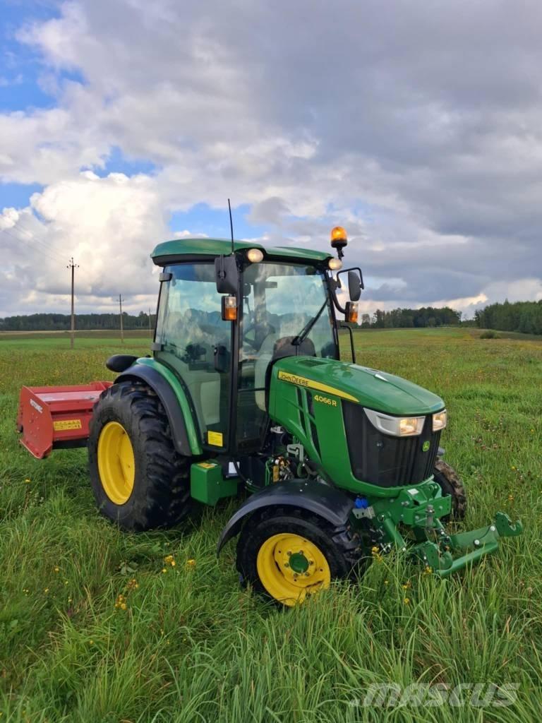 John Deere 4066 R Traktorji