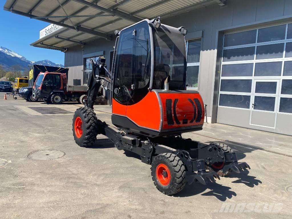 Menzi Muck P40 Mobil Bagri goseničarji