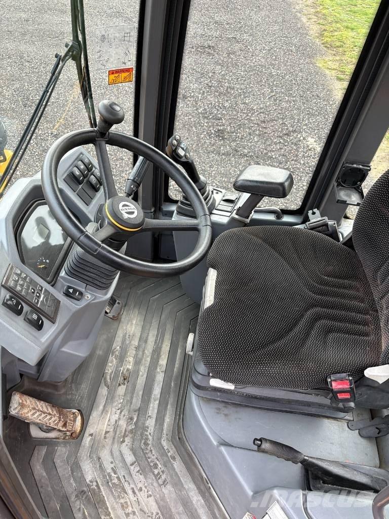 Volvo L35GS Kolesni nakladalci