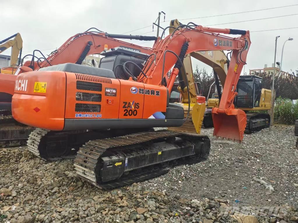 Hitachi ZX 200 Bagri goseničarji
