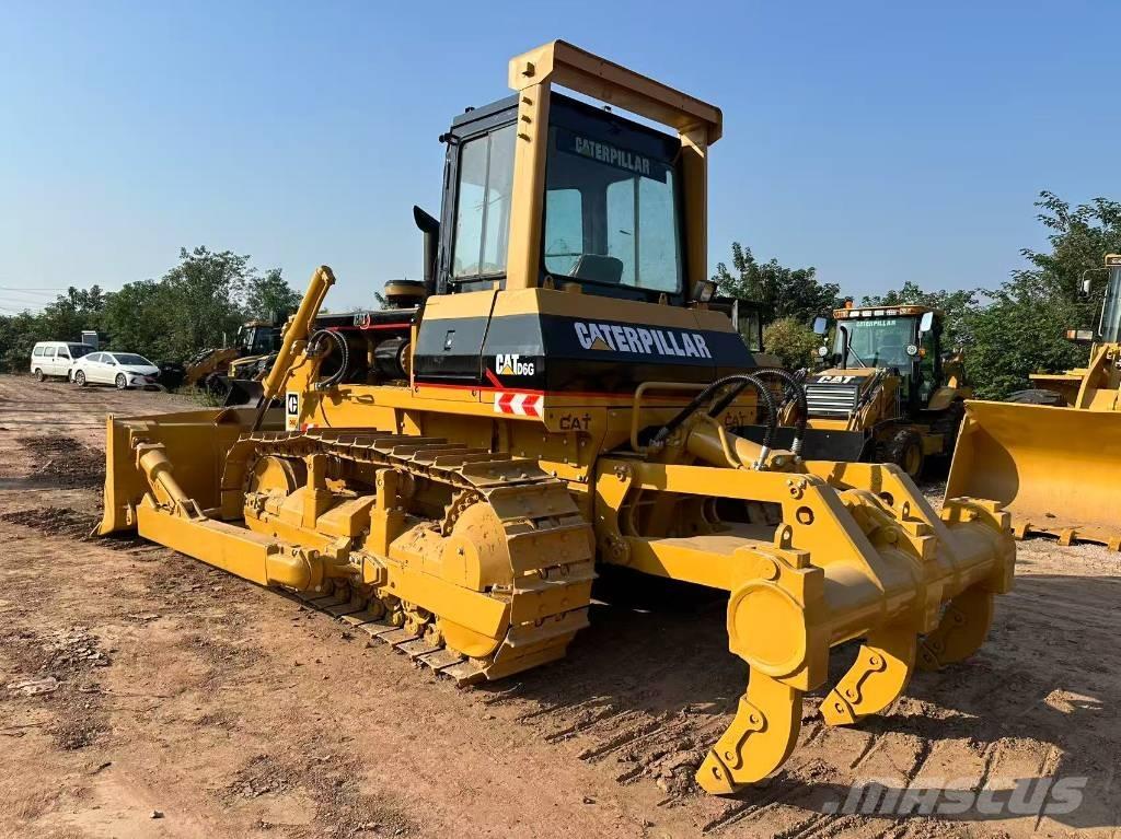 CAT D 6 G Buldožerji goseničarji