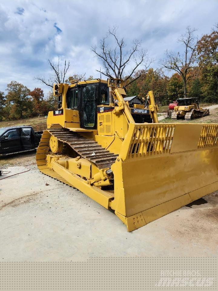 CAT D 6 R Buldožerji goseničarji