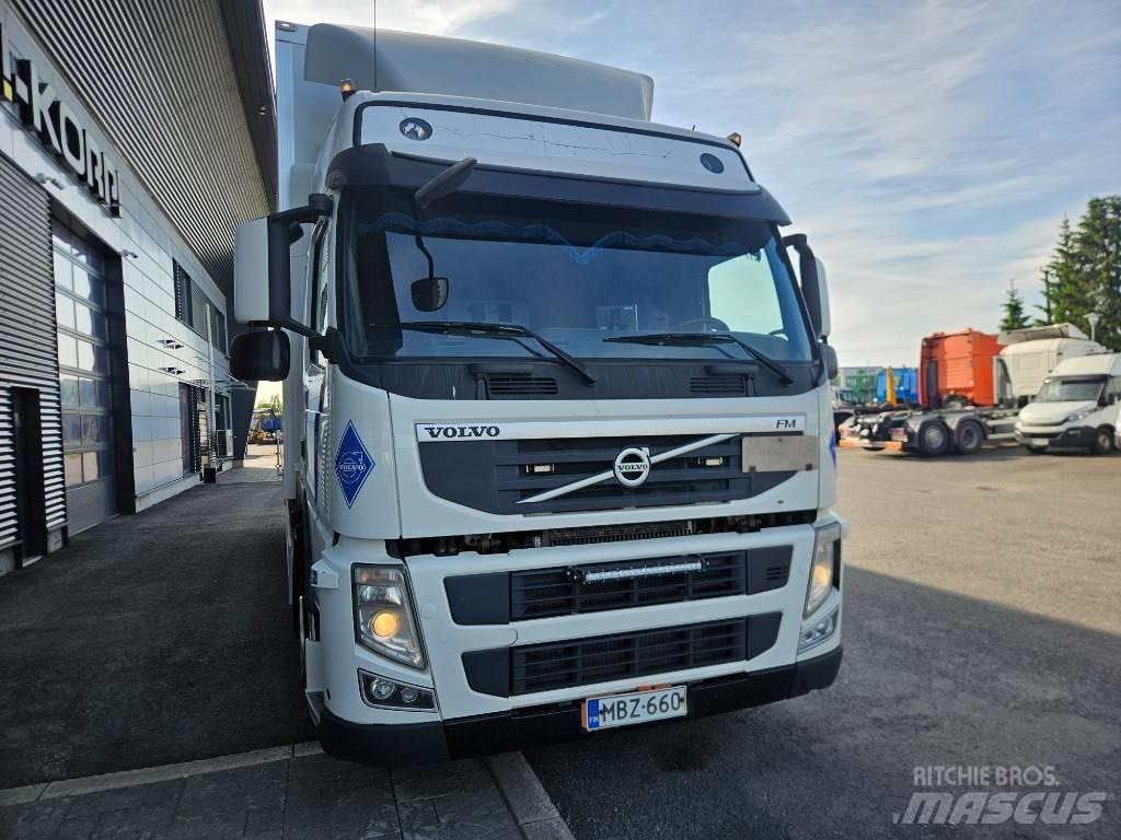 Volvo FM11 Tovornjaki zabojniki