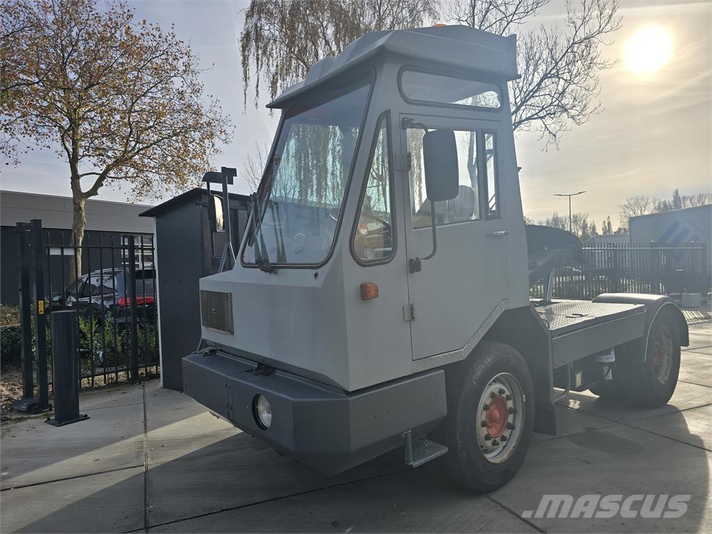  [div] DAF TT2100DH Terminalni vlačilci