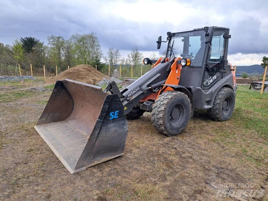 Hitachi ZW75-6C Kolesni nakladalci