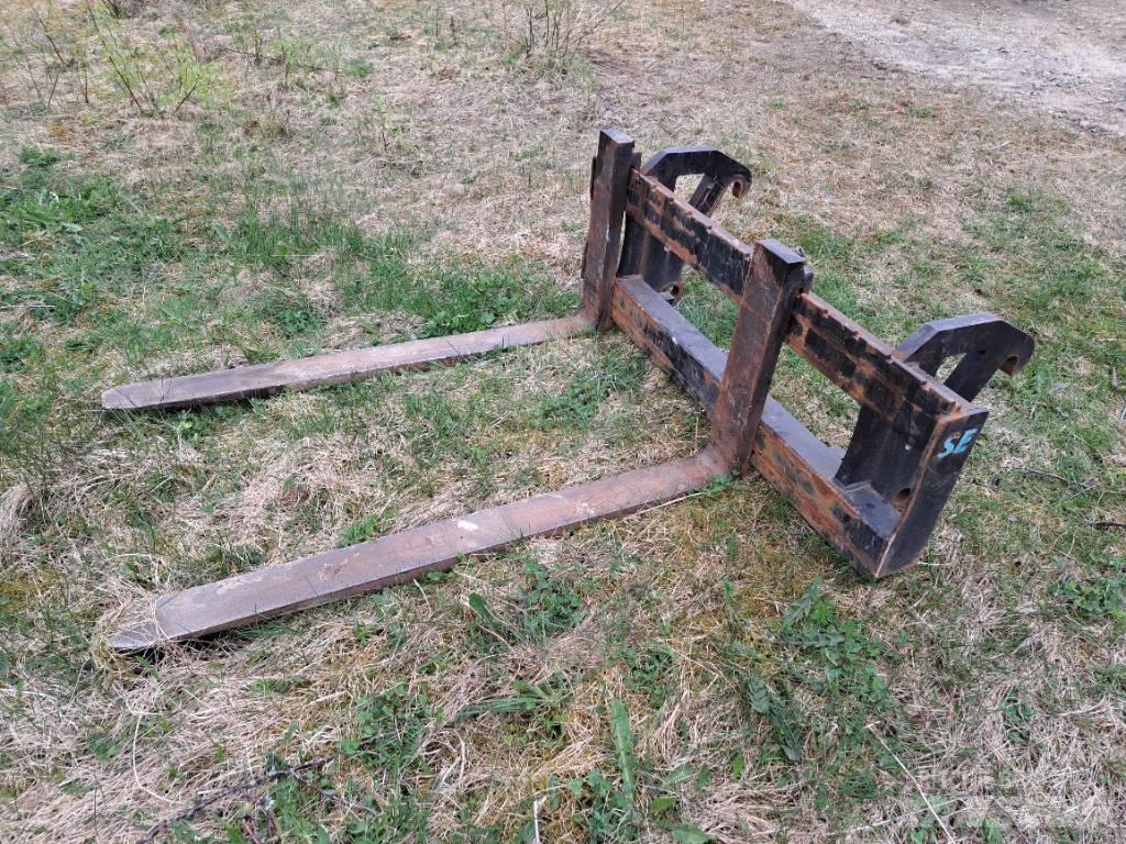 Hitachi ZW75-6C Kolesni nakladalci