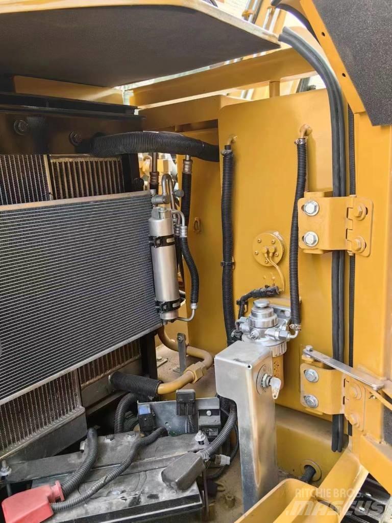 CAT 307E2 Mini bagri <7t