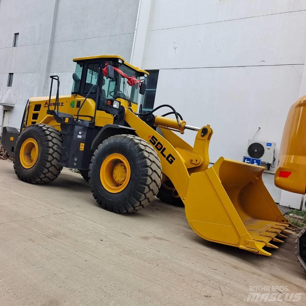 SDLG LG 958 F Kolesni nakladalci