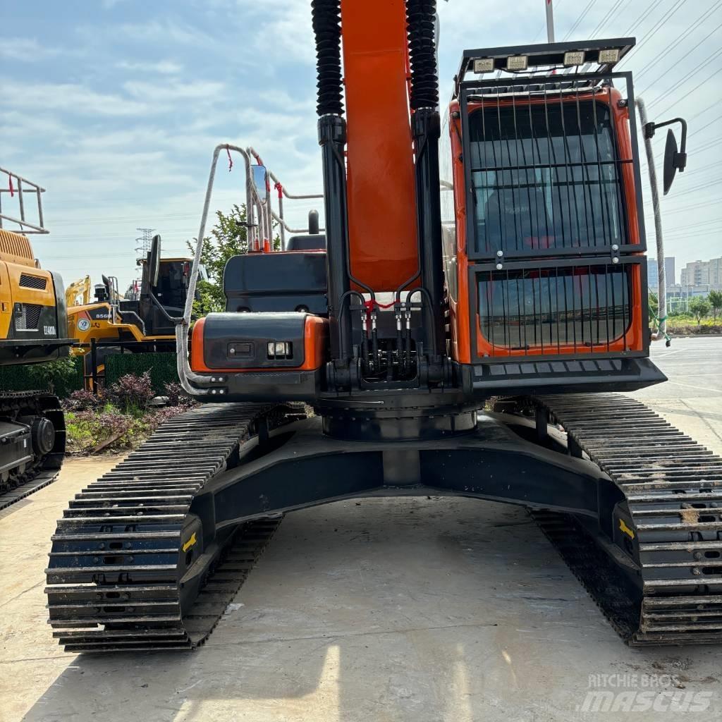 Doosan DX 300LC-9C Bagri goseničarji