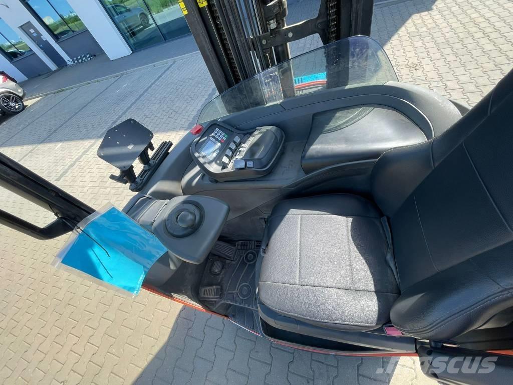 Toyota RRE140H Viličarji s pomičnim teleskopom