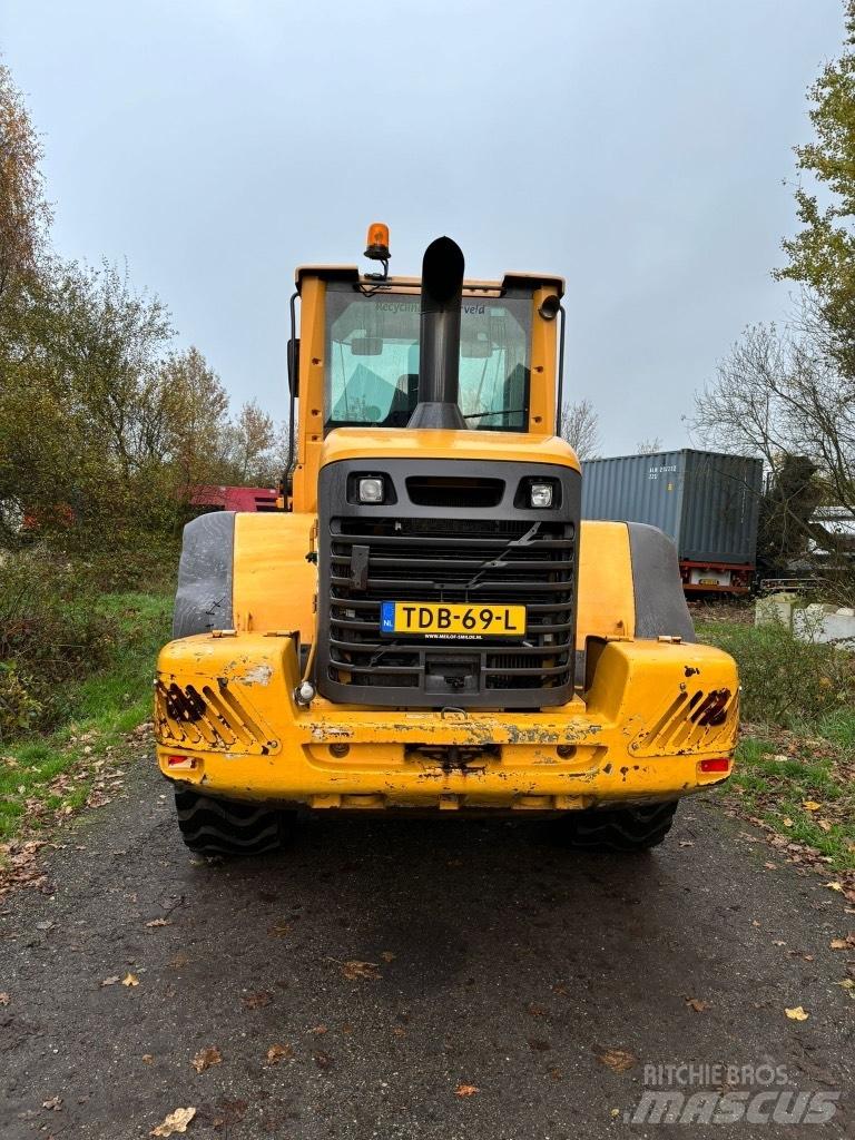 Volvo L 90 F Kolesni nakladalci