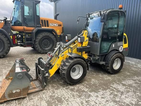 Wacker Neuson WL 25 Kolesni nakladalci