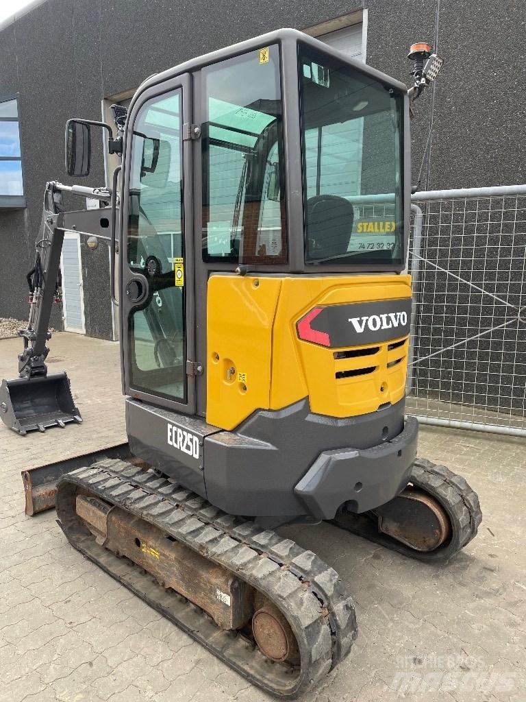 Volvo ECR25D Mini bagri <7t
