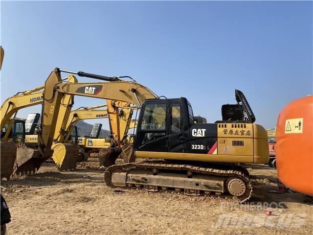 CAT 323D Bagri goseničarji