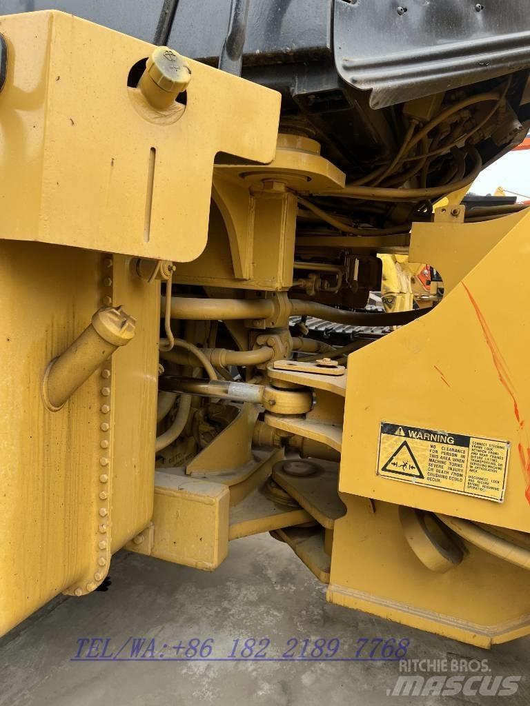 CAT 966G Kolesni nakladalci