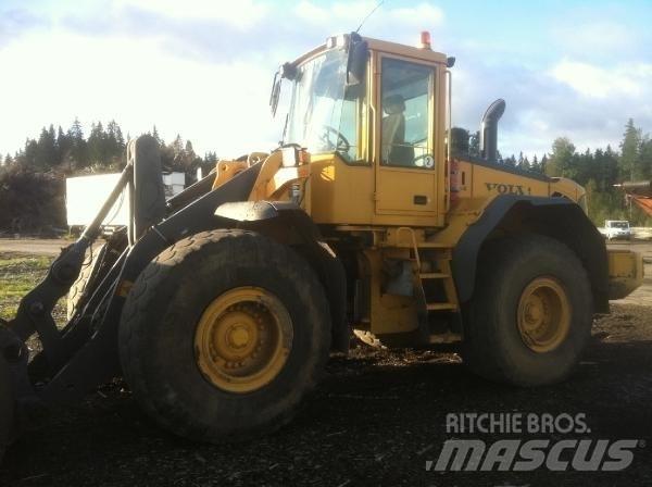 Volvo L120E Kolesni nakladalci