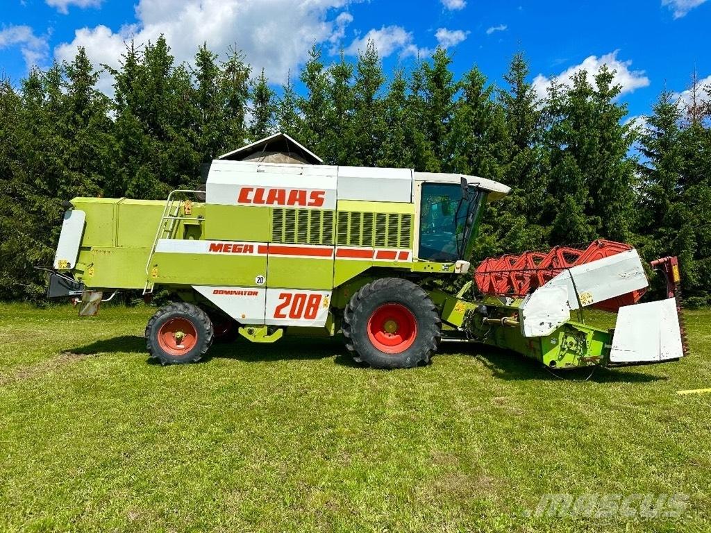 CLAAS Mega 208 Kombajni