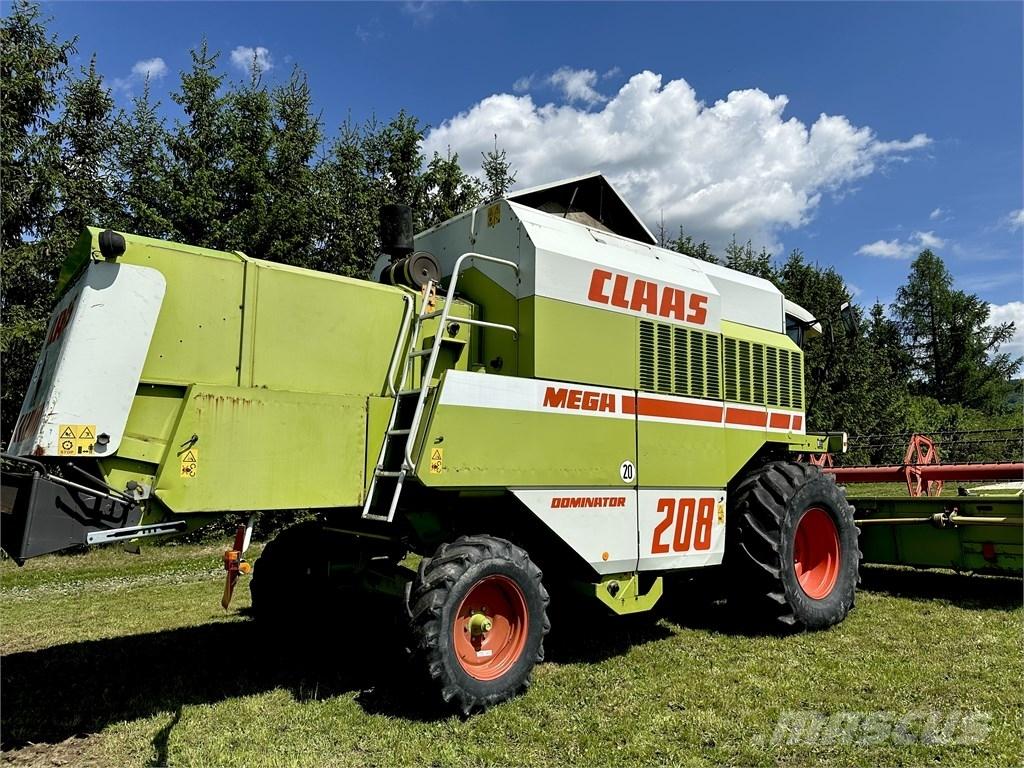 CLAAS Mega 208 Kombajni