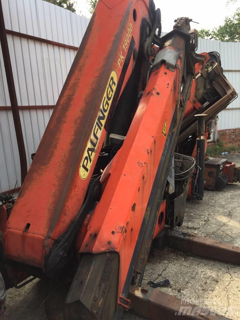 Palfinger PK19000D Paletna dvigala