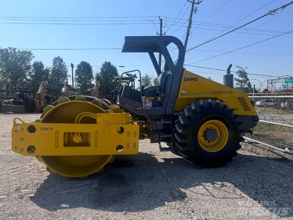 Bomag BW 211 P D-3 Enojni valjarji