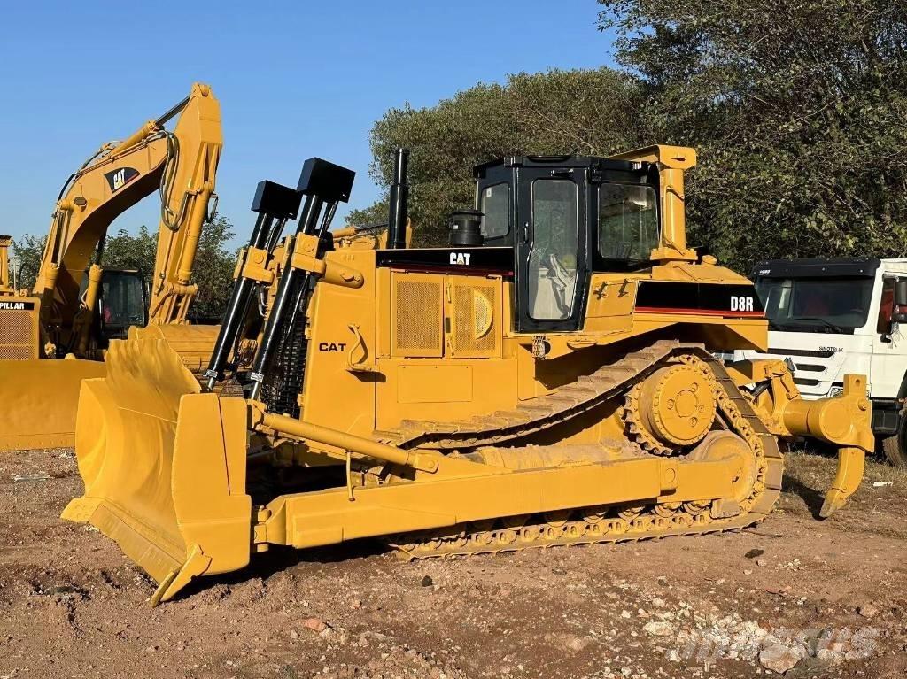 CAT D8R Buldožerji goseničarji