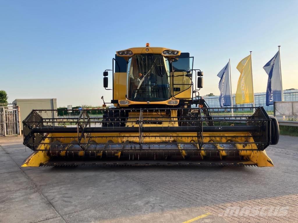 New Holland CS 6080 Kombajni