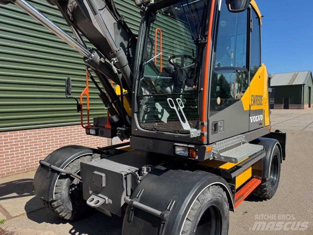 Volvo EWR 130 E Kolesni nakladalci