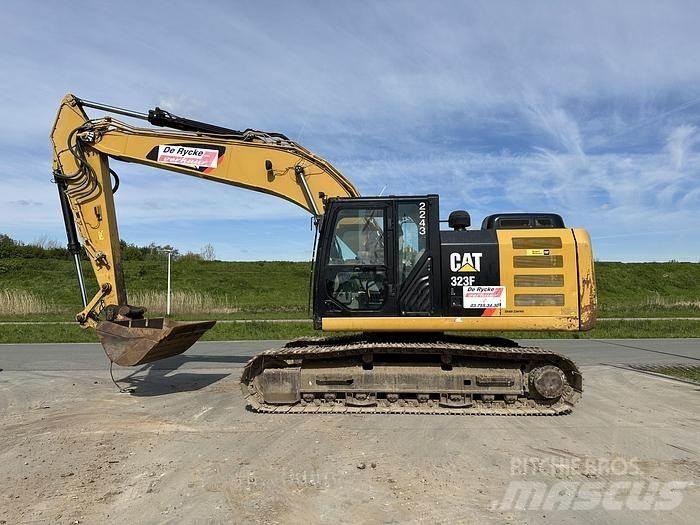 CAT 323FL Bagri goseničarji