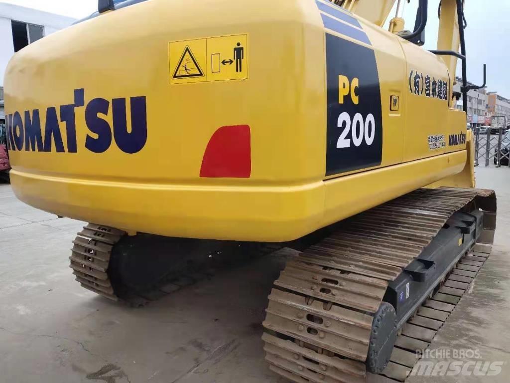 Komatsu PC 200 Bagri goseničarji