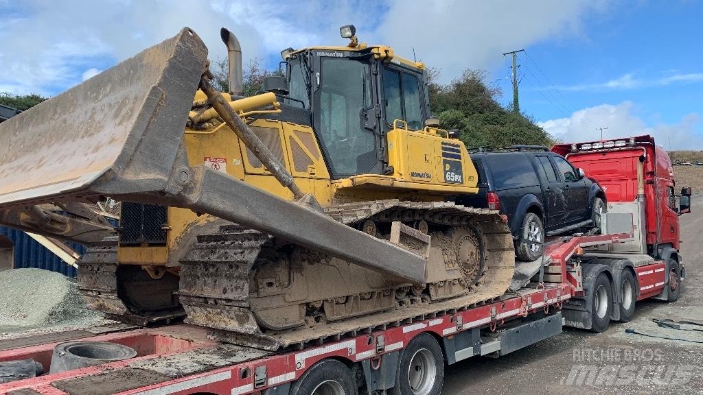 Komatsu D 65 PX-17 Zglobni demperji