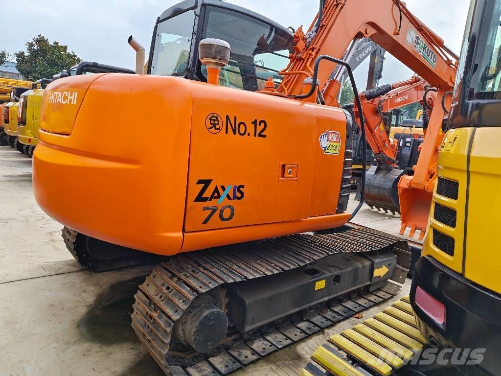 Hitachi ZX 70 Midi bagri 7t – 12t