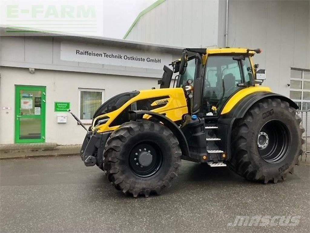 Valtra q305 Traktorji