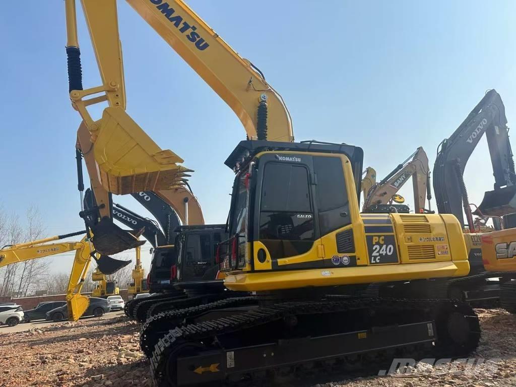 Komatsu PC 240 LC Bagri goseničarji